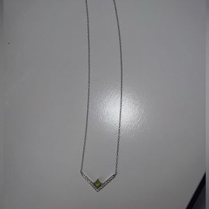 Kay Jewelers Peridot Chevron Necklace White Topaz Sterling Silver